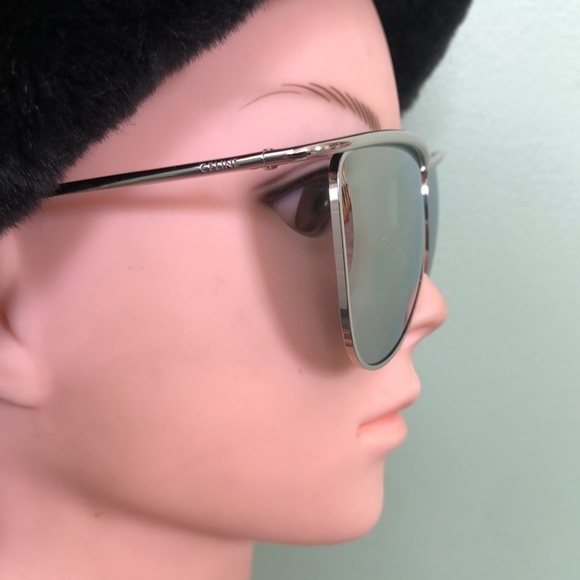 CELINE SUNGLASSES CHROME SILVER TONE IN CASE STYLE # CL40098U - Picture 4 of 11